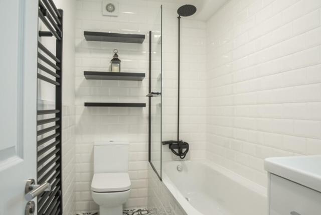 הנדון Finchley Contemporary 2 Bed Apartment + Parking מראה חיצוני תמונה